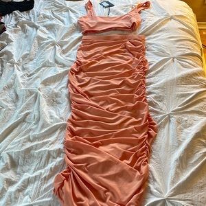 PRETTY LITTLE THING *peach* second skin slinky set size 6